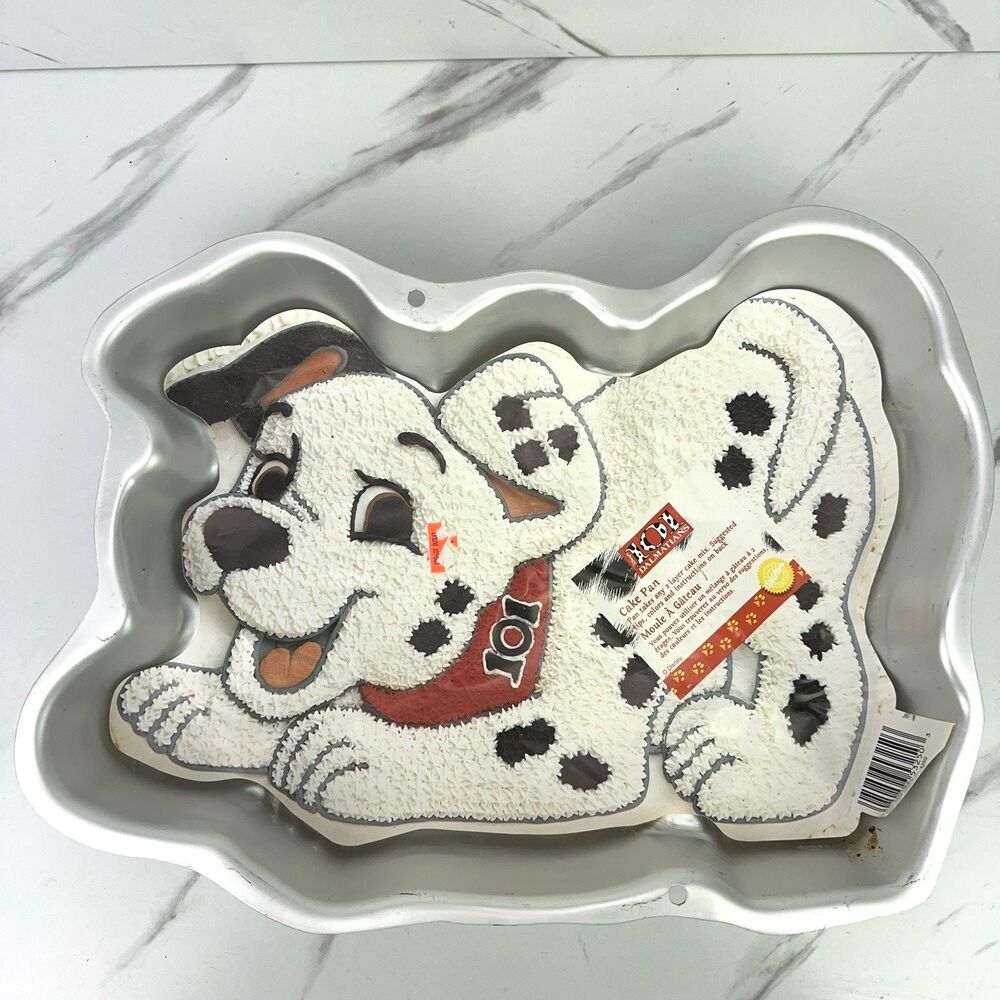 1996 Vintage Disney 101 DALMATIANS Wilton Cake Pan Mold #2105-3250 Birthday Dog - Picture 1 of 3